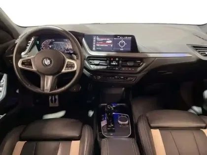 Photo 7 BMW Serie 1 F40 120d xDrive 190 ch BVA8 Edition M Sport Pro