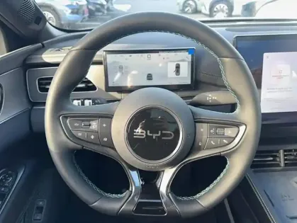 Photo 13 BYD Seal 6 Touring 1.5l DM-i 156 kW PHEV Comfort 5p