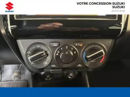 Photo 14 Suzuki Swift  1.2 Dualjet Hybrid 83ch Privilège AllGrip