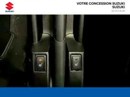 Photo 12 Suzuki Swift  1.2 Dualjet Hybrid 83ch Privilège AllGrip