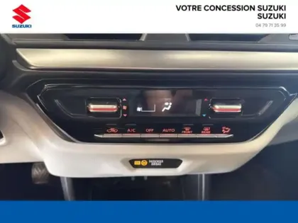 Photo 12 Suzuki Swift  1.2 Dualjet Hybrid 83ch Pack