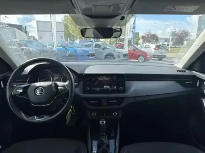 Photo 14 Skoda Kamiq  1.0 TSI Evo 110ch Ambition DSG7