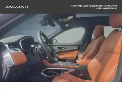 Photo 10 Jaguar F-Pace  P400e Plug-in-Hybrid R-Dynamic SE BVA8 AWD