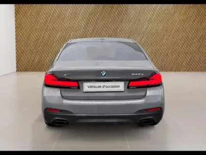 Photo 27 BMW Serie 5 Série 5 545eA xDrive 394ch M Sport Steptronic