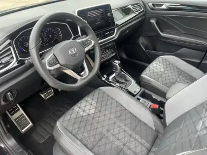 Photo 8 Volkswagen T-roc  1.5 TSI Evo2 150ch R-Line DSG7