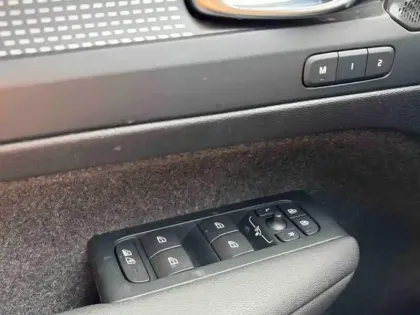 Photo 16 Volvo Xc40  B3 163ch Ultra DCT 7