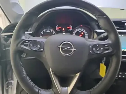 Photo 8 Opel Corsa  1.2 Turbo 100 ch BVM6