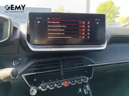 Photo 19 Peugeot 2008  PureTech 130 S&S BVM6