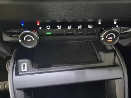Photo 43 Citroën C4  PureTech 100 S&S BVM6