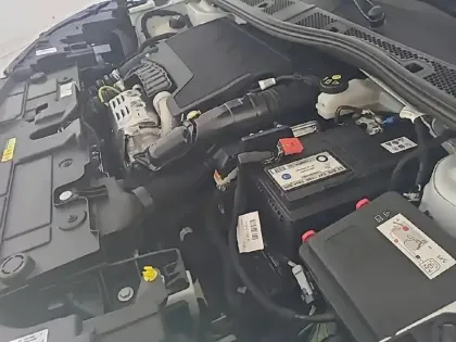 Photo 34 Citroën C4  PureTech 100 S&S BVM6