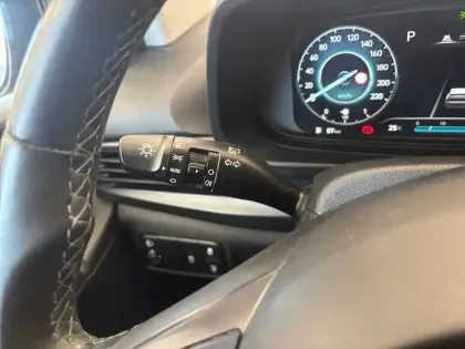 Photo 32 Hyundai Bayon  1.0 T-GDi 100 DCT-7 Hybrid 48V