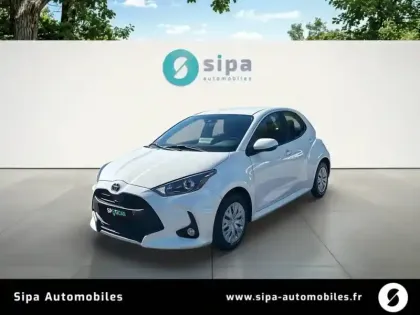 Photo Toyota Yaris Dynamic Business + Programme Beyond Zero Academy