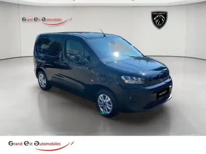 Photo 23 Peugeot Partner  M Diesel 130ch automatique Pack Premium Connect