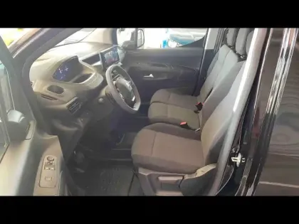 Photo 26 Peugeot Partner  M Diesel 130ch automatique Pack Premium Connect
