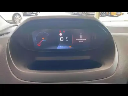 Photo 29 Peugeot Partner  M Diesel 130ch automatique Pack Premium Connect