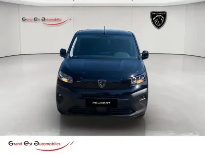 Photo 24 Peugeot Partner  M Diesel 130ch automatique Pack Premium Connect