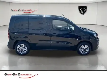Photo 22 Peugeot Partner  M Diesel 130ch automatique Pack Premium Connect