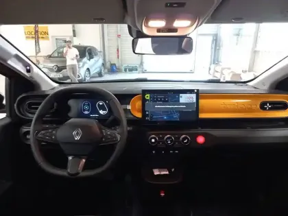 Photo 11 Renault Twingo  E-Tech Electrique 80 ch autonomie urbaine