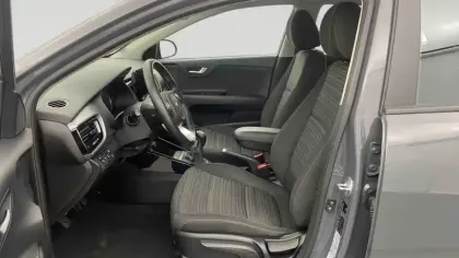 Photo 14 Kia Stonic  1.0 T-GDi 120 ch MHEV iBVM6