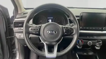 Photo 15 Kia Stonic  1.0 T-GDi 120 ch MHEV iBVM6