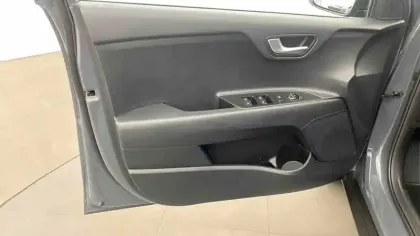 Photo 25 Kia Stonic  1.0 T-GDi 120 ch MHEV iBVM6