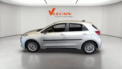 Photo 23 Kia Rio  1.0L T-GDi 100 ch ISG