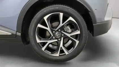 Photo 11 Toyota C-HR  Hybride 2.0L