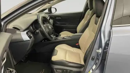 Photo 14 Toyota C-HR  Hybride 2.0L