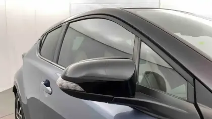 Photo 30 Toyota C-HR  Hybride 2.0L