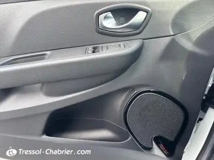 Photo 27 Renault Clio  SOCIETE DCI 75 ENERGY E6C AIR