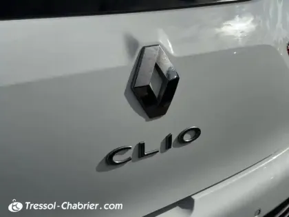 Photo 7 Renault Clio  SOCIETE DCI 75 ENERGY E6C AIR