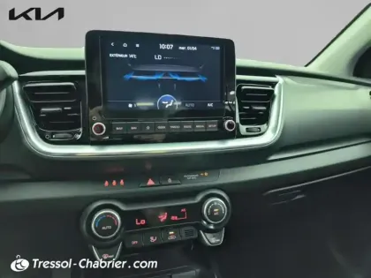 Photo 12 Kia Stonic  1.0 T-GDi 100 ch BVM6 Active