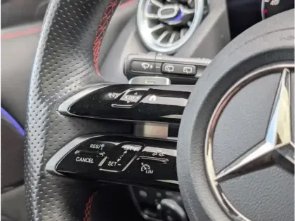 Photo 12 Mercedes GLA 250 e Hybrid EQ