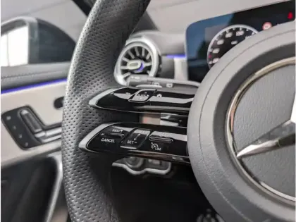 Photo 12 Mercedes Classe A 250 e Hybrid EQ 