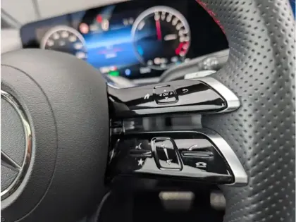 Photo 13 Mercedes Classe A 250 e Hybrid EQ 