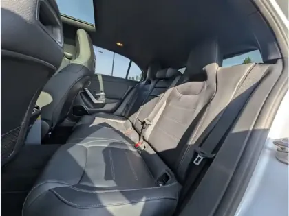 Photo 18 Mercedes Classe A 250 e Hybrid EQ  