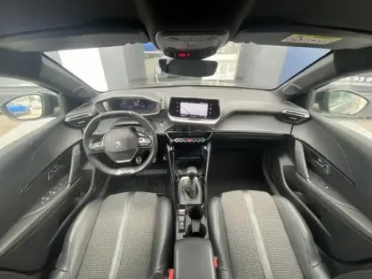 Photo 5 Peugeot 208 II PureTech 100 S&S GT