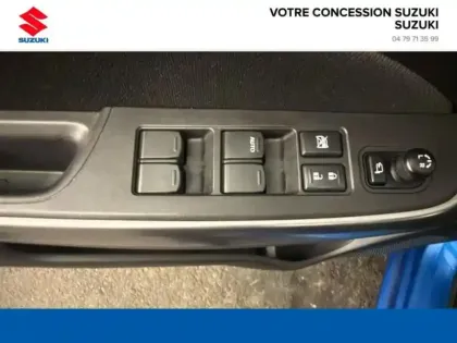 Photo 10 Suzuki Swift  1.2 Dualjet Hybrid 83ch Pack