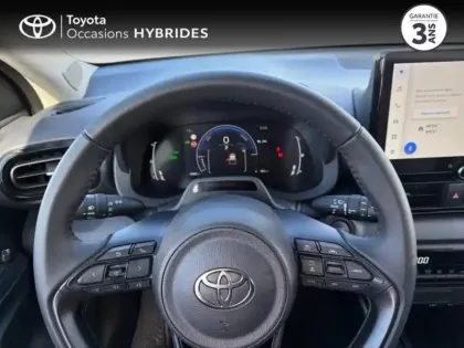 Photo 12 Toyota Yaris  116h Design 5p MY26