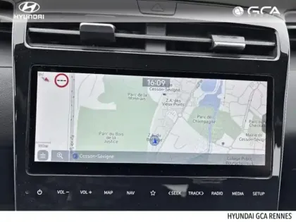 Photo 6 Hyundai Tucson  1.6 CRDI 136ch Hybrid 48V Business DCT7