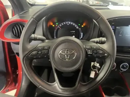 Photo 11 Toyota Aygo  X 1.0 VVT-i 72ch Design MY23