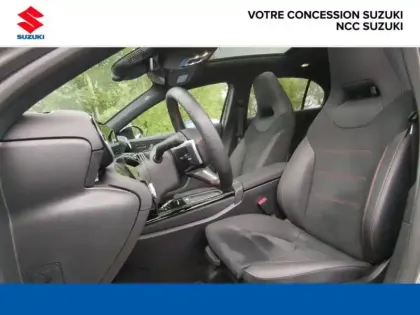 Photo 12 Mercedes Classe A  180 d 116ch AMG Line 8G-DCT