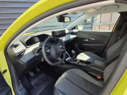 Photo 9 Peugeot 208  1.2 PureTech 100ch S&S Allure