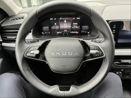 Photo 29 Skoda Scala  1.0 TSI Evo2 116ch Selection