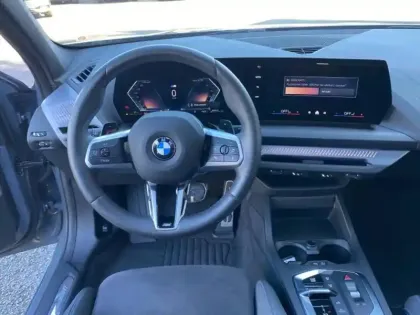 Photo 14 BMW Serie 1 Série 1 120A 170ch M Sport DKG7