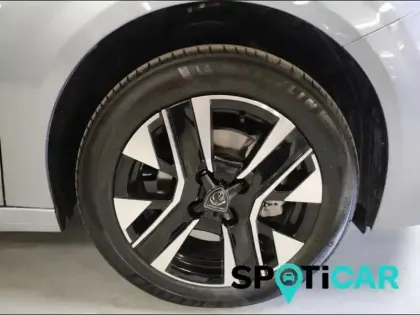 Photo 9 Peugeot 208  1.2 Hybrid 110ch Edition e-DCS6