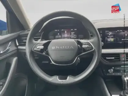 Photo 11 Skoda Kamiq  1.0 TSI Evo 2 116ch Selection DSG7 Camera CarPlay