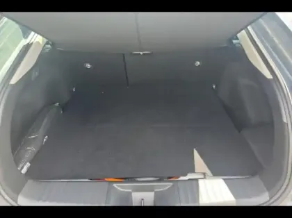Photo 8 Toyota Prius  Rechargeable Lounge MY25 2.0L 223 ch