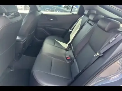 Photo 10 Toyota Prius  Rechargeable Lounge MY25 2.0L 223 ch