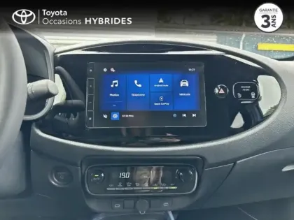Photo 14 Toyota Aygo  X 116h Graphic